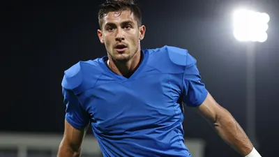 Bayer Leverkusen player is being considered by HSV as they seek reinforcement for the right side with Bayer Leverkusen...