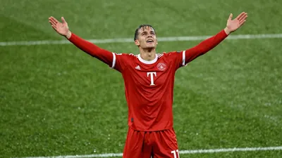 Bayer Leverkusen secured an important away point with a 1-1 draw at Borussia Dortmund, extending their positive run after...