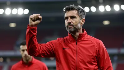 Carles Martínez feiert seinen ersten Bundesliga-Sieg als Leverkusen-Trainer mit einem klaren Erfolg gegen Union Berlin in...